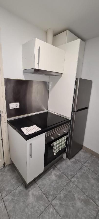 Habitaciones Camp Nou Apartment Оспиталет-де-Льобрегат Экстерьер фото